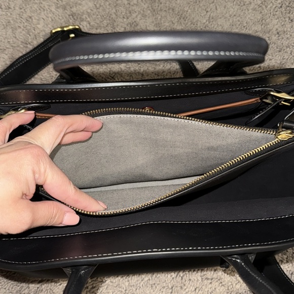 Coach Empire 35 - Picture 10 of 12